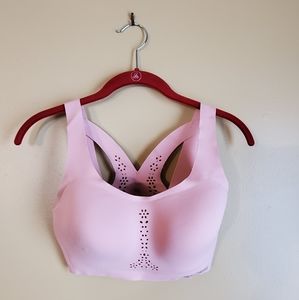 Victoria's Secret Sport Angel Max Bra, Size 32DD.
